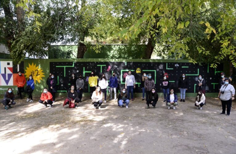 ALCALÁ DE HENARES/ La Casa de la Juventud luce nuevo mural