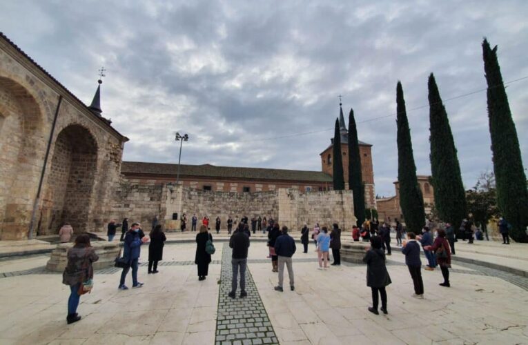 ALCALÁ DE HENARES/ Inauguran el mural “Un trato por el buen trato” contra la violencia de género
