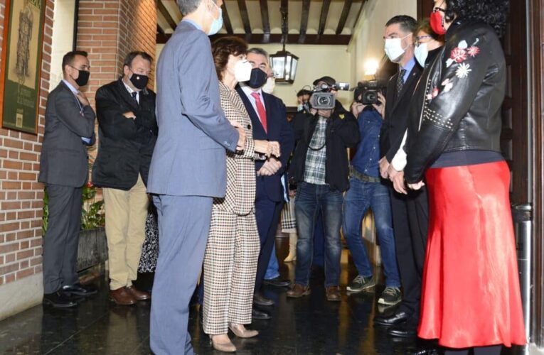 ALCALÁ DE HENARES/ Carmen Calvo: “Recordar a Manuel Azaña es una obligación”