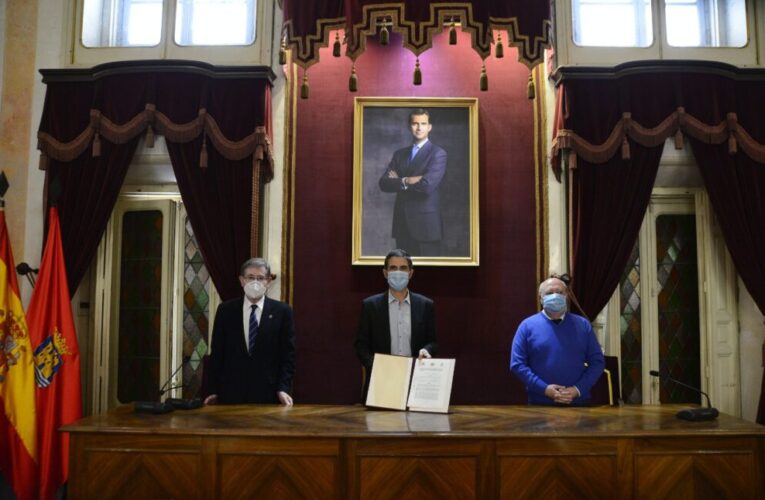 ALCALÁ DE HENARES/ Ceden la antigua oficina de turismo a la Junta de Cofradías Penitenciales