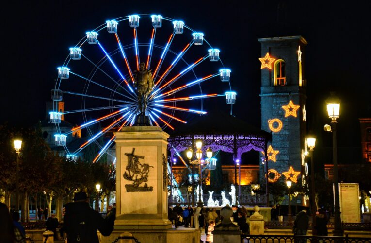 La iluminación navideña ya ha sido encendida en Alcalá de Henares