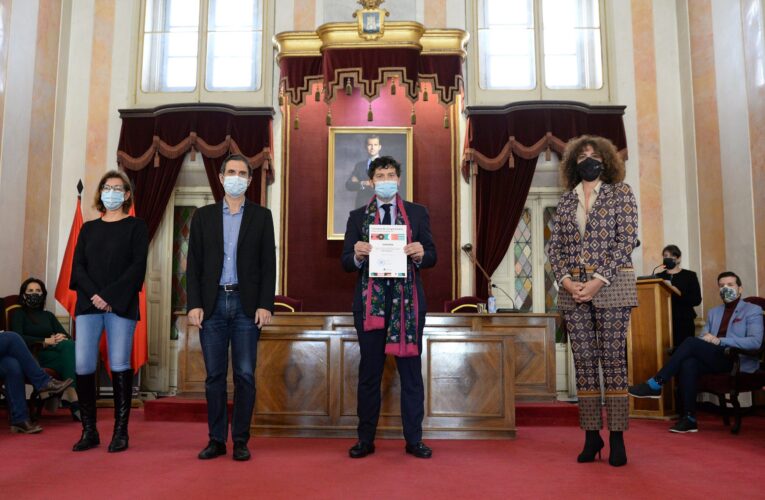 Entregados los premios de los concursos de escaparatismo y páginas web del pequeño comercio de Alcalá de Henares, Navidad 2020