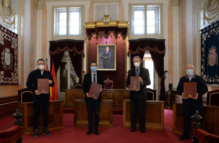 Ayuntamiento, UGT, CCOO y AEDHE firman la renovación del Pacto Local 2020-2023