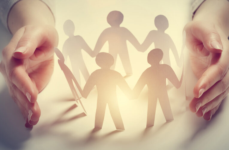 Servicios Sociales atenderá hoy consultas de forma presencial en la Plaza de los Carros con cita previa