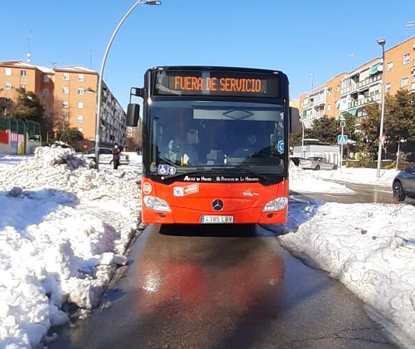 Comienza a circular una línea de autobús urbano, que conectará la estación de Renfe de La Garena con el Hospital