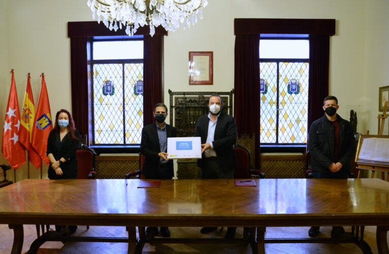 El Ayuntamiento de Alcalá y Espirituosos España renuevan su colaboración para prevenir el consumo de alcohol en menores y otros colectivos de riesgo