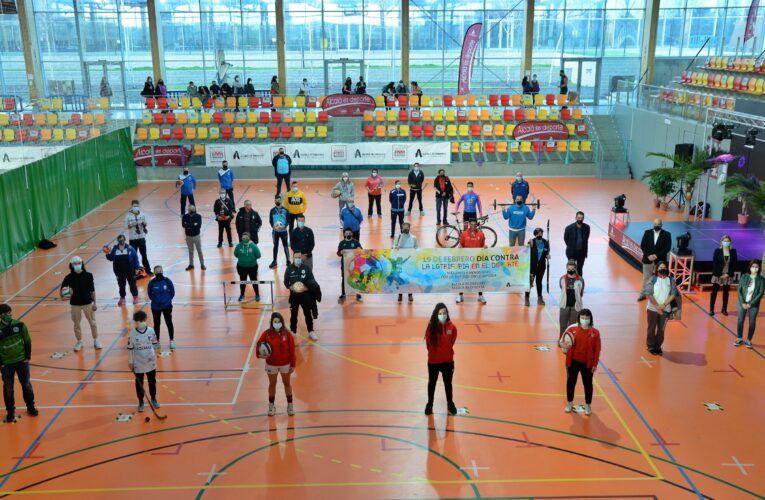 El Deporte alcalaíno, contra la LGTBIfobia