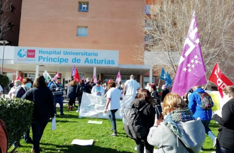 ALCALÁ DE HENARES/ Los trabajadores del Hospital se manifiestan: “Yo no voy al Zendal”