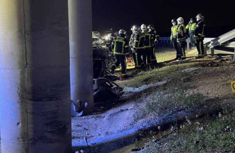 ALCALÁ DE HENANES/ Un fallecido en un accidente tras chocar con un pilar de un puente