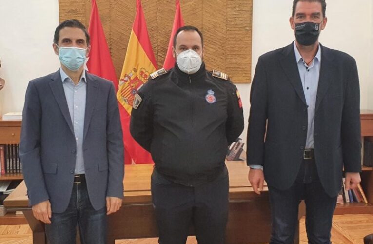 ALCALÁ DE HENARES/ Distinguen al Jefe de Protección Civil con la Medalla al Mérito