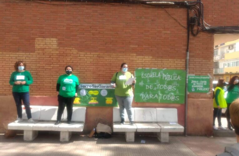 ALCALÁ DE HENARES/ Protestan contra el cierre del IES Albéniz y otros dos colegios