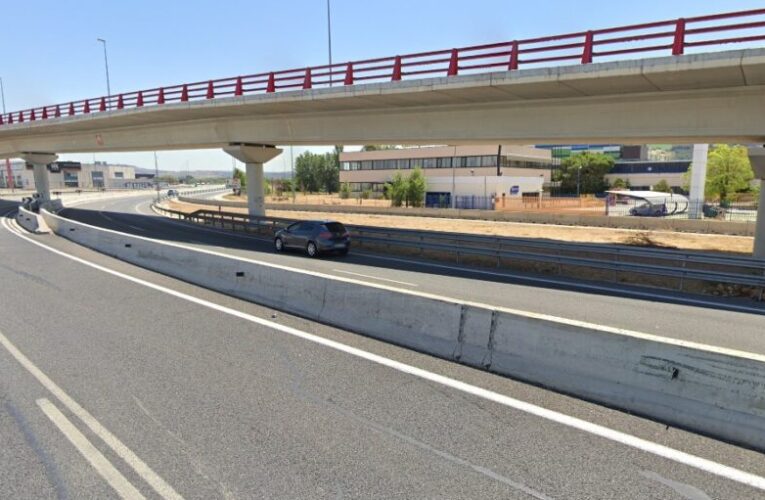 ALCALÁ DE HENARES/ El puente sobre la M-300 acumulará un coste total de más de 18 millones de euros.