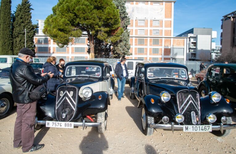 Alcalá de Henares acoge este fin de semana una gran exposición gratuita de coches de época
