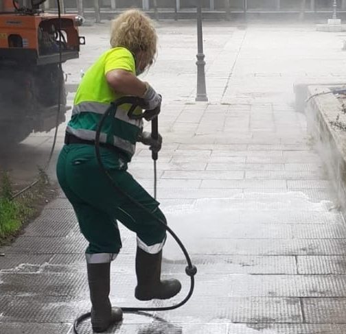 El Ayuntamiento de Alcalá impulsa un acuerdo entre los trabajadores y Valoriza para la implantación de nuevas medidas ante las olas de calor 