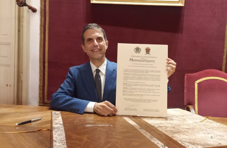 Los Ayuntamientos de Alcalá de Henares y de Guanajuato firmaron un memorando de entendimiento para el hermanamiento