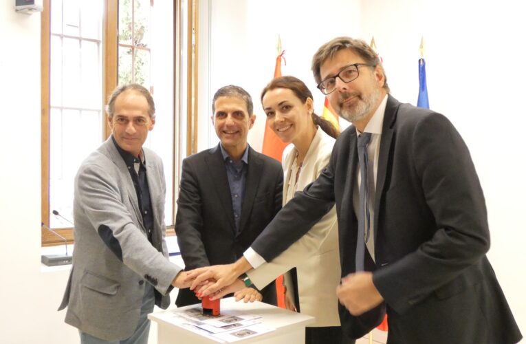 Correos emite un sello con motivo del V centenario del fallecimiento de Elio Antonio de Nebrija en Alcalá de Henares