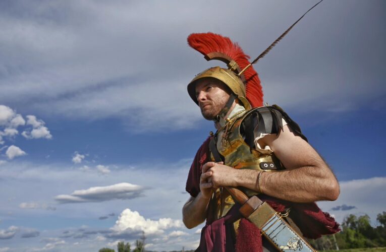 Continúan las propuestas de Complutum Renacida en Alcalá de Henares con visitas guiadas teatralizadas y recreaciones históricas