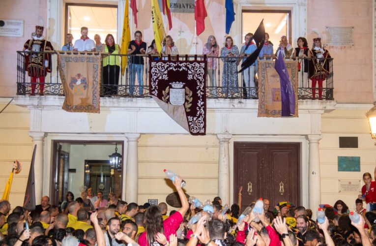 Miles de personas asisten al inicio de las Ferias de Alcalá de Henares 2023