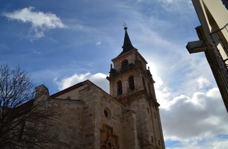 El Ayuntamiento de Alcalá informa de que este martes la Catedral Magistral albergará un simulacro de incendio que generará gran cantidad de humo artificial