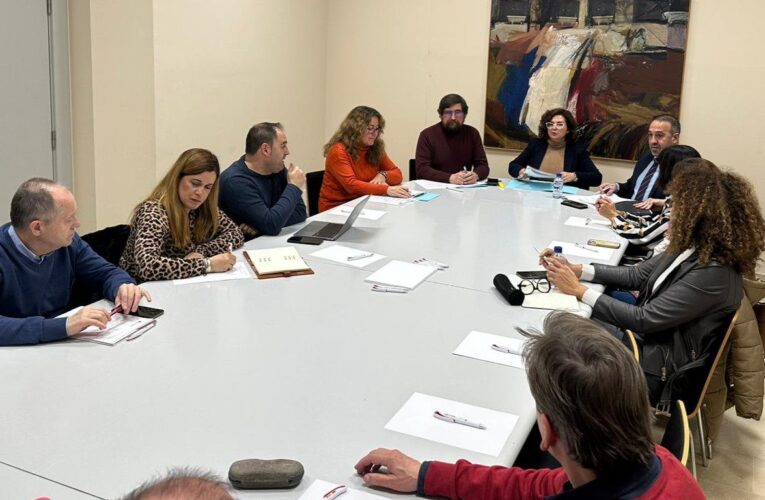El Ayuntamiento de Alcalá constituye el Consejo Local de Comercio, un foro para debatir las mejoras en el sector comercial de la ciudad