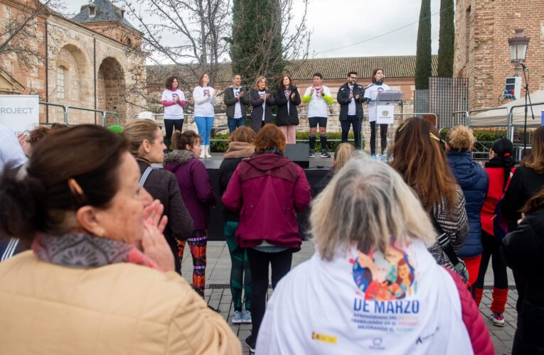 Centenares de personas participan en la Milla por la Igualdad en Alcalá de Henares