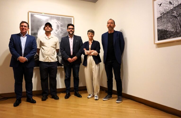 Abre sus puertas en Santa María La Rica la exposición de PhotoEspaña ‘TA-RA. GALES 2013-2022’, de Sebastián Bruno