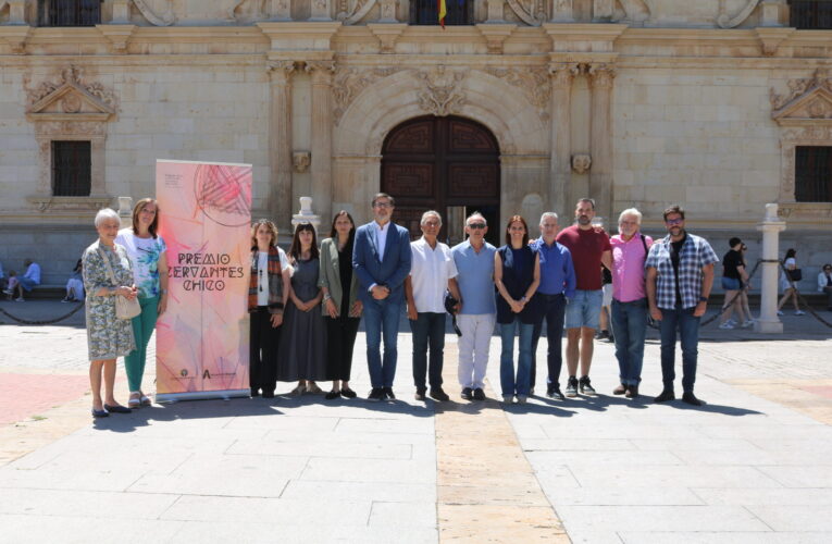 Begoña Oro, ganadora del Premio Cervantes Chico de Literatura Infantil y Juvenil 2024