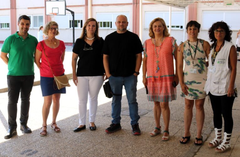 Más de 60 niños, por semana, han participado en el campamento inclusivo de Aphisa en el Colegio Manuel Azaña