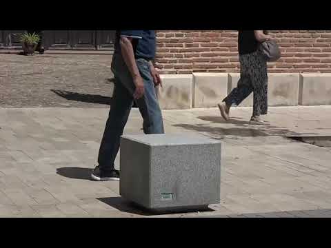 MEJORA PLAZA DE LOS SANTOS NIÑOS